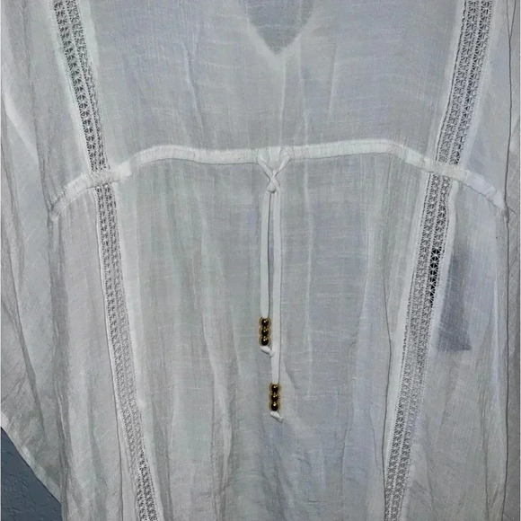 Beach Bundle: 👙Bikini Top, Swim Cover and Beach Tote, Yellow & White, Size 10 - Picture 8 of 17